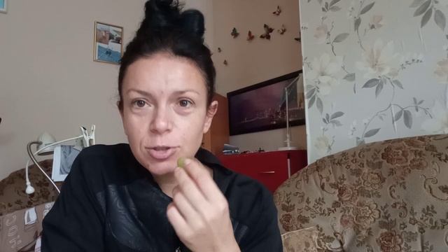 Мукбанг🍇☕️виноград и кофе. Про сервис в банке🤦🏾♀️ смотреть онлайн