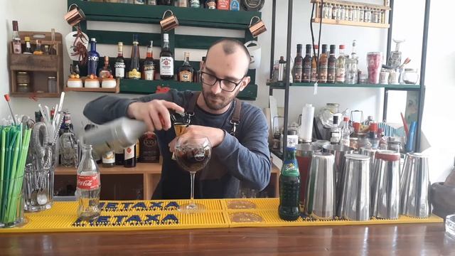 Kako napraviti Cherry on Top koktel by Ledeni barmeni смотреть онлайн