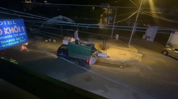 Вьетнам. Уборка улиц .