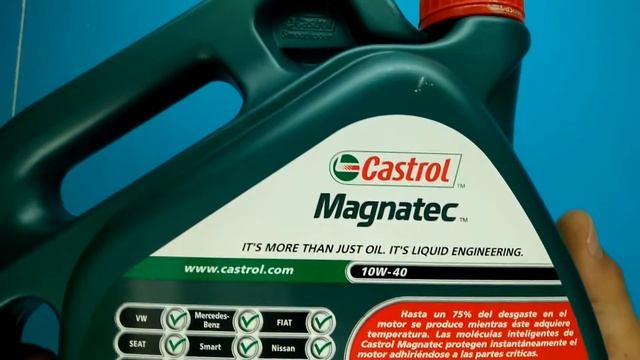 Castrol Magnatec 10W-40 A3/B4 4L Car Oil смотреть онлайн