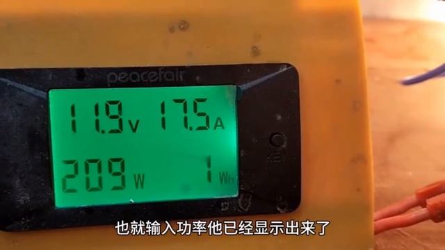 The 12V voltage inverter drives two 1000-watt iodine-tungsten lamps to burst white смотреть онлайн