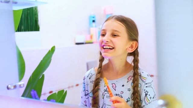 Who Murdered Superhero? Mermaid Vs Vampire Vs Spider Man смотреть онлайн