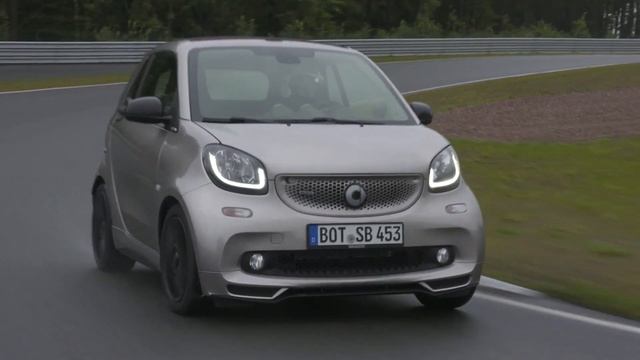 2017 Smart Fortwo Brabus 15th Anniversary Edition - Driving, Interior & Exterior Footage смотреть онлайн