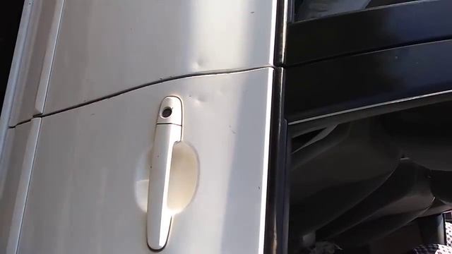 Pulsar rs 200 and Toyota Altis accident at lonavala lion's point on (15 April 2018) смотреть онлайн