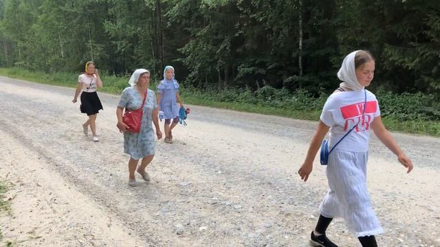 Крестный ход в Богородице Сергиеву пустынь 17 июля смотреть онлайн