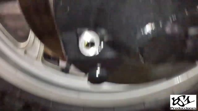 Cambiar ACEITES, FILTROS, CARDAN, NEUMÁTICOS, manillar, BATERÍA, ABS | 1/2 | BMW K75 смотреть онлайн