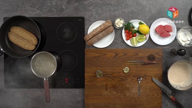 Брускетта с тунцом, гуакамоле и соусом из тунца. Рецепт приготовления легкой и полезной закуски смотреть онлайн