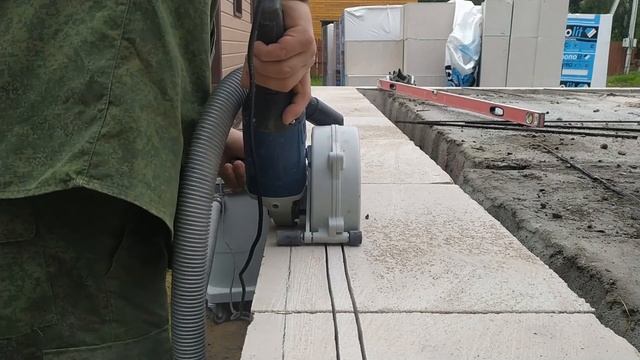 Армирование газобетонной кладки. От скребка до штробореза. смотреть онлайн