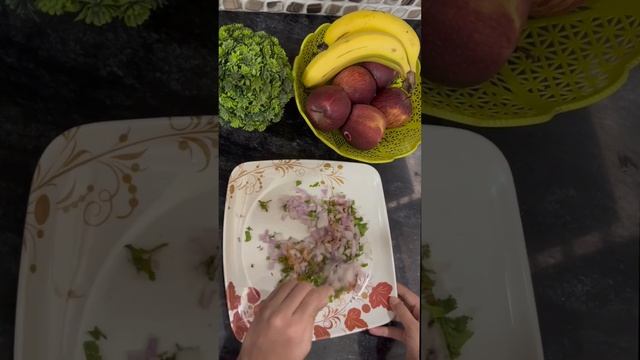 प्याज का पराठा 🤷♀️ 😍| Onion prantha recipe #viral #viralshorts #shorts #youtubeshorts смотреть онлайн