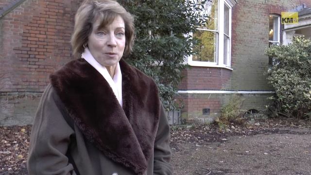 Charles Dickens postbox reopened at Gad's Hill смотреть онлайн