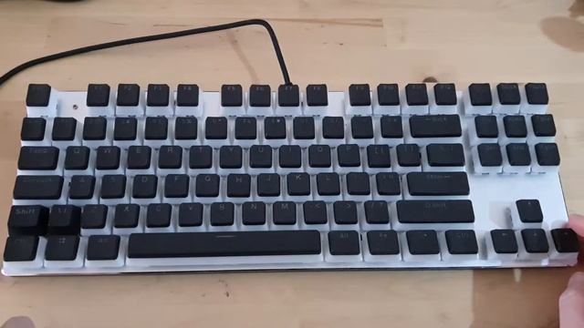 HyperX style Pudding Keycaps on Rii RK908 Mechanical Keyboard смотреть онлайн