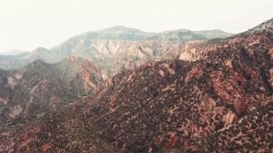 Сын бизнесмена оскорбил старую гадалку... То, что произошло потом, заставило всех содрогнуться...