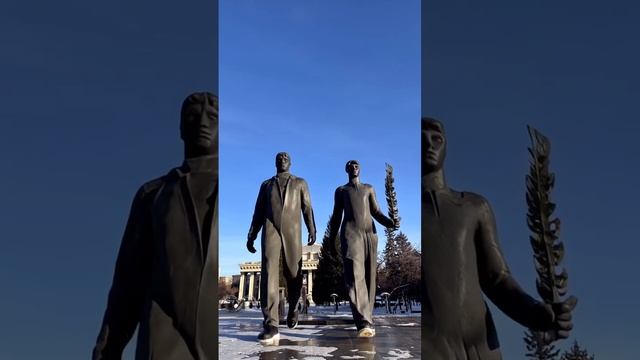 Ожившие памятники смотреть онлайн