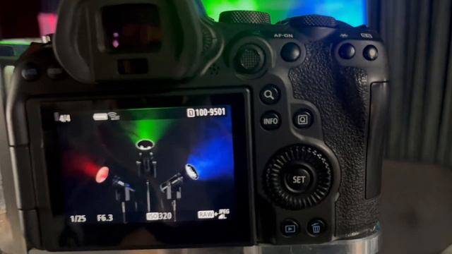 Create awesome lighting effects with some of our newest lights: the CB200C and AS600B! смотреть онлайн