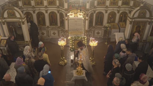 Запись трансляции 18 января 17:00. Всенощное бдение смотреть онлайн