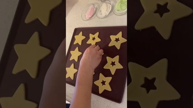 Recipe in English please see in the comment #новогоднеепеченье #christmascookies смотреть онлайн
