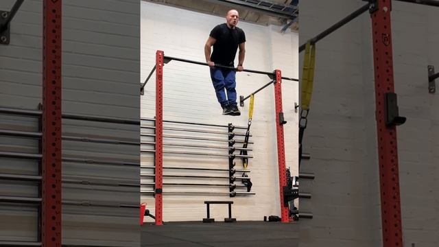 WIDE MUSCLE UP WITH STATICS #SHORTS смотреть онлайн
