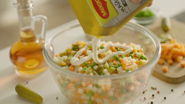 Предайте вкус на ежедневието си с MAGGI® майонеза! смотреть онлайн