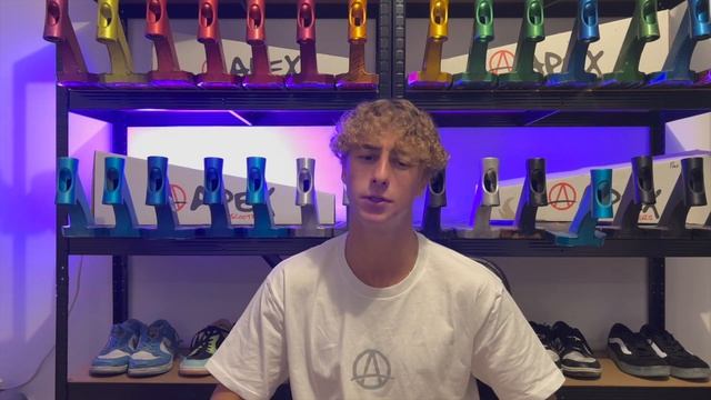 Apex Pro Scooters Unboxing + Clips | Camille Bonnet смотреть онлайн