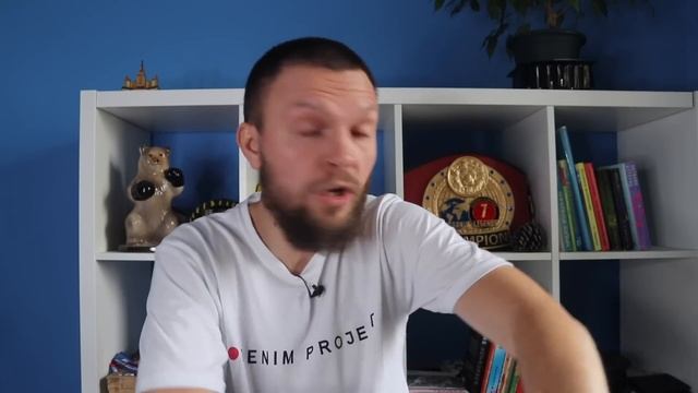 Дмитрий Бивол КАК БЬЕТСЯ? НЕСТАНДАРТНАЯ ТЕХНИКА. ЧЕЛНОК И ПРЯМЫЕ УДАРЫ. ПЛЮСЫ МИНУСЫ #портретбойц смотреть онлайн
