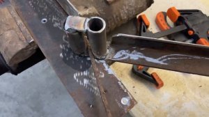 Как согнуть пруток 100 мм. своими руками.