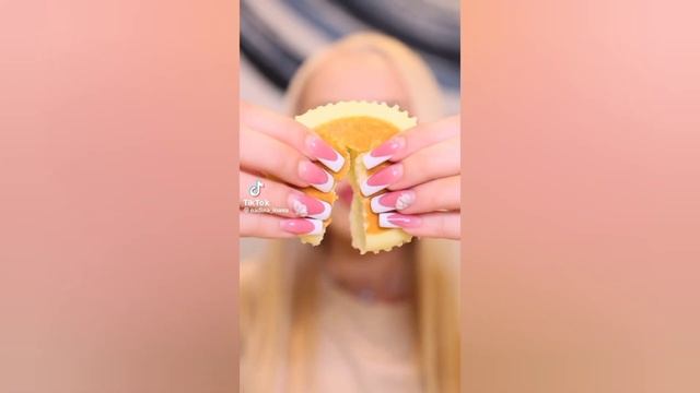 ASMR Eating Mukhbang [NADINA IOANA]