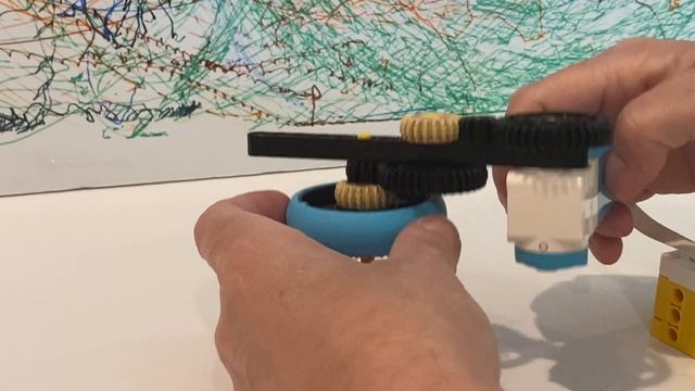 Spike Spinning Tops смотреть онлайн