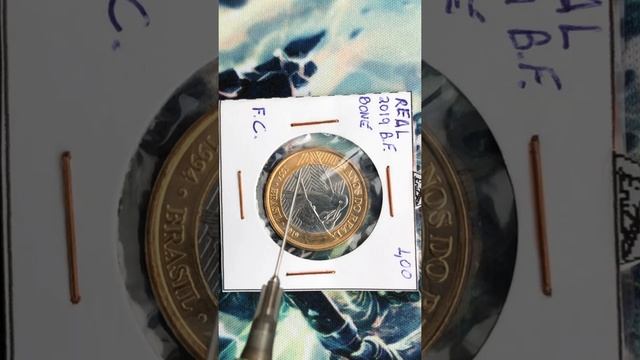 Defeito boné em 3 moedas do beija flor 2019 смотреть онлайн