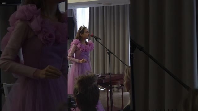 Могучая сила Первопредков 🌟
#shorts смотреть онлайн