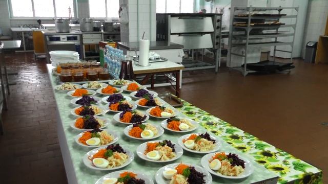 НОВЕ МЕНЮ ДЛЯ УЧНІВ: ЯК ЗМІНИЛОСЯ ШКІЛЬНЕ ХАРЧУВАННЯ 04.02.2021 Вісник Міського Голови смотреть онлайн