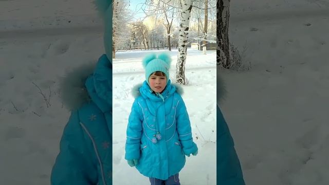 Игнатчик Виктория, 6 лет, С. Есенин "Белая берёза" смотреть онлайн