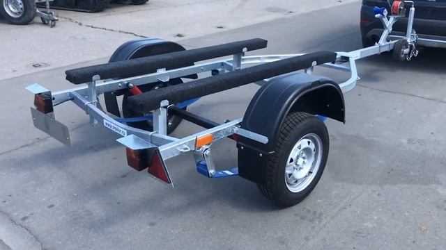 Обзор прицепа для гидроцикла Трейлер 829440 Дельфин 3.9 смотреть онлайн