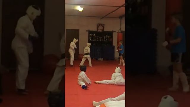 Трен. Никиты приехал с чемпионата Европы из Польши занял второе место смотреть онлайн