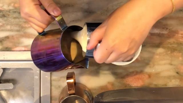 How to make Long Black latte art смотреть онлайн