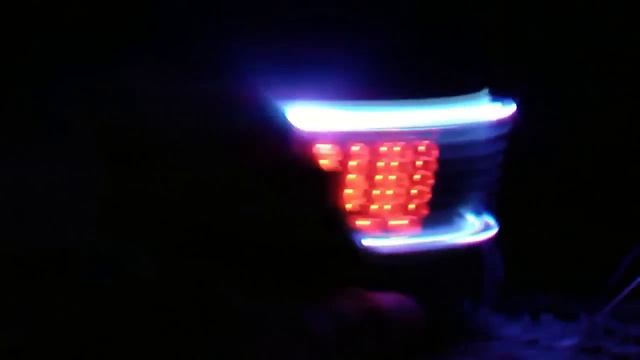 Datagor.ru - «Часы-пропеллер» с эффектом стробоскопа на PIC16F84A. LED POV Clock смотреть онлайн