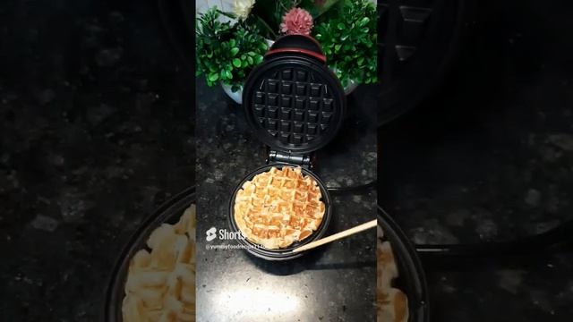 Honey Banana Waffles#banana?#honey #waffles #shorts #trending #viral #short смотреть онлайн