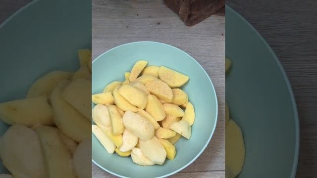 Картошечка по-деревенски! Для вкусного семейного вечера! #shorts #картошка смотреть онлайн