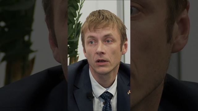 Бизнес растет: как не раздувать штат? смотреть онлайн