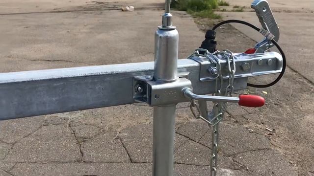 Опорное колесо легкового прицепа. смотреть онлайн