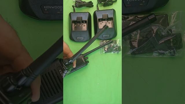 Kenwood TK-3107 Walkie Talkie 2 Set