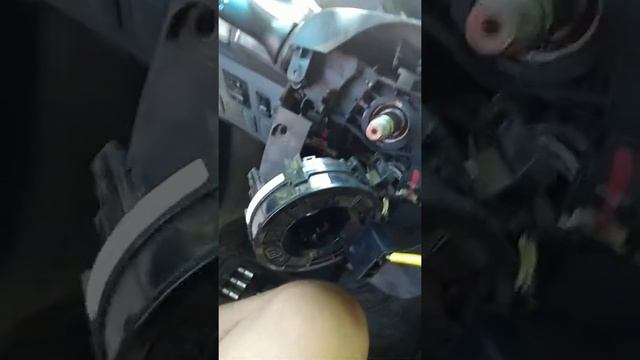 tutorial cómo cambiar espiral airbag Toyota Hilux смотреть онлайн
