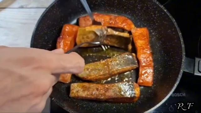 🐟ФОРЕЛЬ В СЛИВОЧНО-ЧЕСНОЧНОМ СОУСЕ С 🍅ПОМИДОРАМИ И ШПИНАТОМ🥬#форель #рыба #обед #ужин #простоивкусн смотреть онлайн