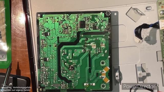 Samsung TV geht nicht mehr an - TV Reparatur - Fernseher reparieren - Tutorial смотреть онлайн
