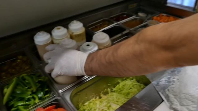 American Food - The BEST PHILLY CHEESE STEAK in Chicago! Monti's Cheesesteaks смотреть онлайн