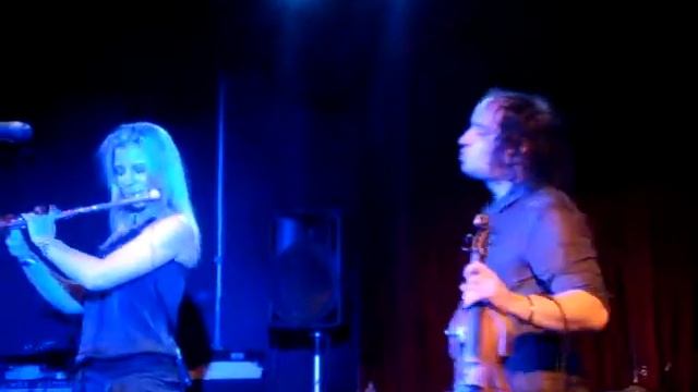 (4) Exite live 2 смотреть онлайн