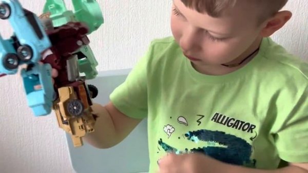 Mark трансформирует Giga 7 и Magma 6