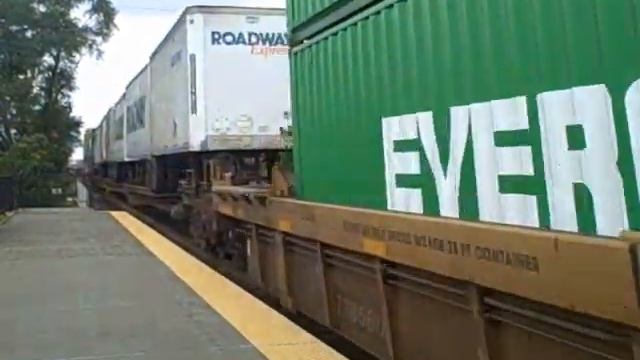 Z STPCHC with a Dash 2 and GP60B @ Lisle with a great horn! смотреть онлайн