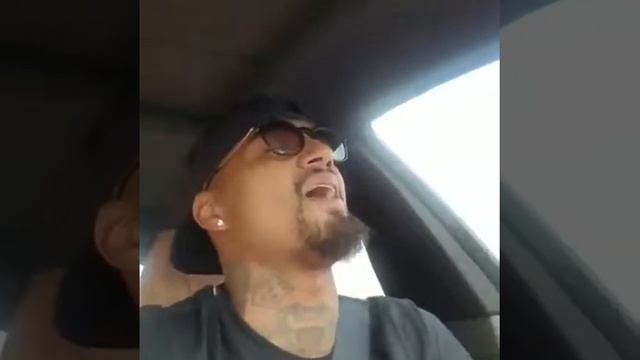 Веселая песня в исполнении Боатенга смотреть онлайн