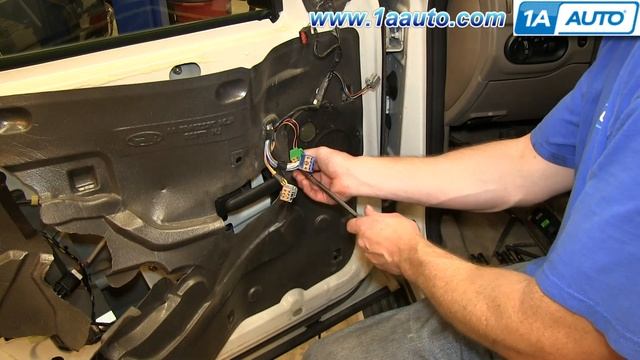 How To Remove Front Door Speaker 02-05 Mercury Mountaineer смотреть онлайн