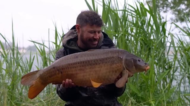 French Carp Fishing in Spring with Samir and Claire - Lac du Der and more. смотреть онлайн